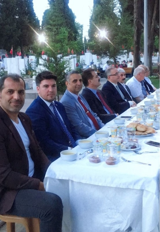 The Most Meaningful Iftar Meal of the Year for the Families of Martyrs and Veterans